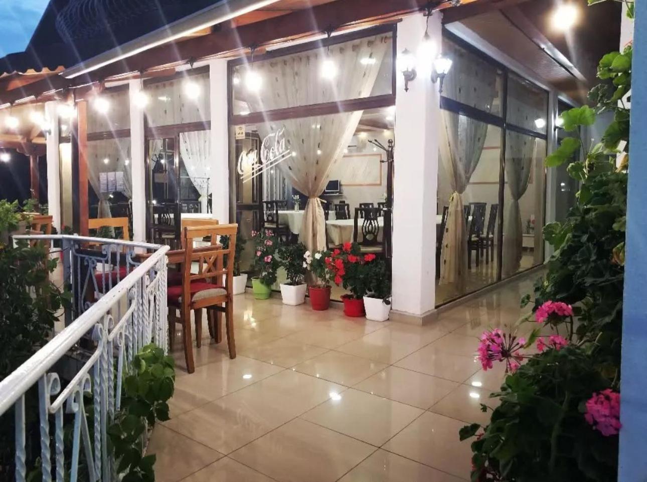 Hotel Banaj *